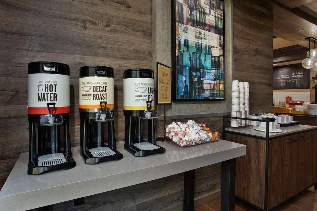 Hampton Inn And Suites Newark Airport אליזבת מסעדה תמונה